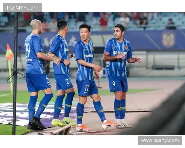 武汉羽毛球队边路渗透革新探索与实践的深度分析与启示 武汉羽毛球队边路渗透革新探索与实践的深度分析与启示