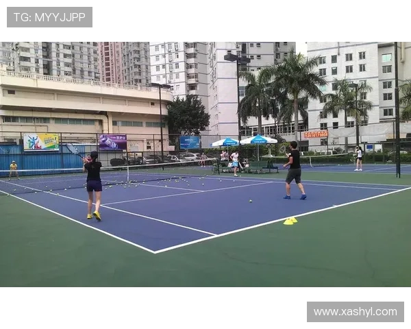 深圳网球队的盯防革新探索与实践:重塑战术理念与团队协作新模式 深圳网球队的盯防革新探索与实践:重塑战术理念与团队协作新模式