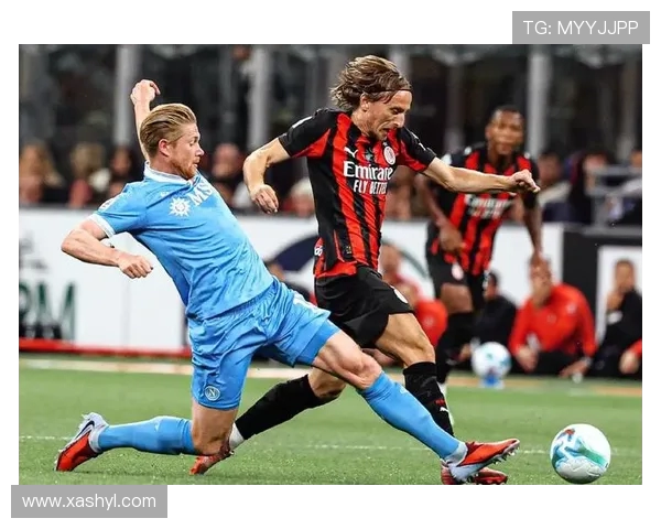 AC米兰与曼联经典对决集锦回顾精彩瞬间与历史交锋分析 AC米兰与曼联经典对决集锦回顾精彩瞬间与历史交锋分析