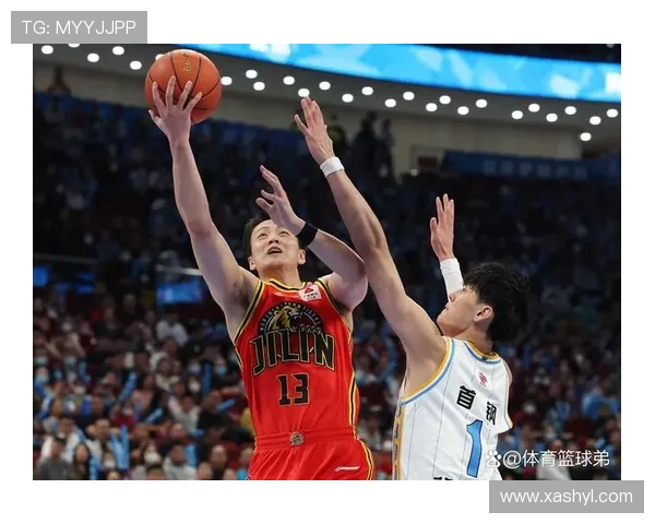 任骏飞领衔球队奋勇拼搏展现篮球精神助力赛季目标实现