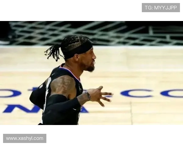 考文顿与湖人激战正酣谁能在这场对决中笑到最后