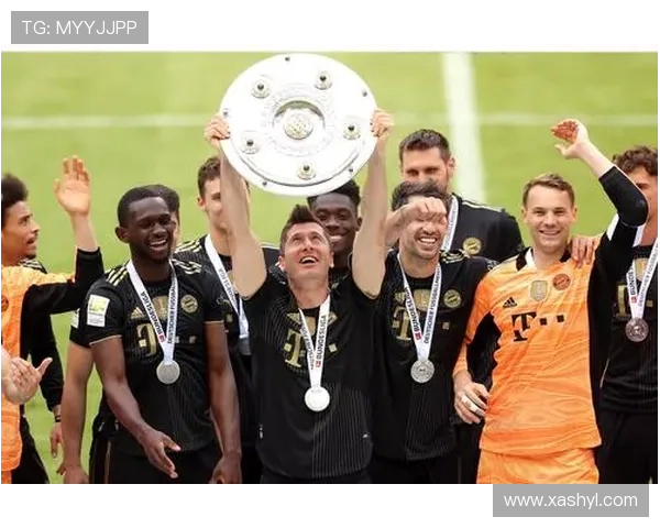 莱万重返老东家引发拜仁球迷愤怒纷纷指责其忘恩负义 莱万重返老东家引发拜仁球迷愤怒纷纷指责其忘恩负义